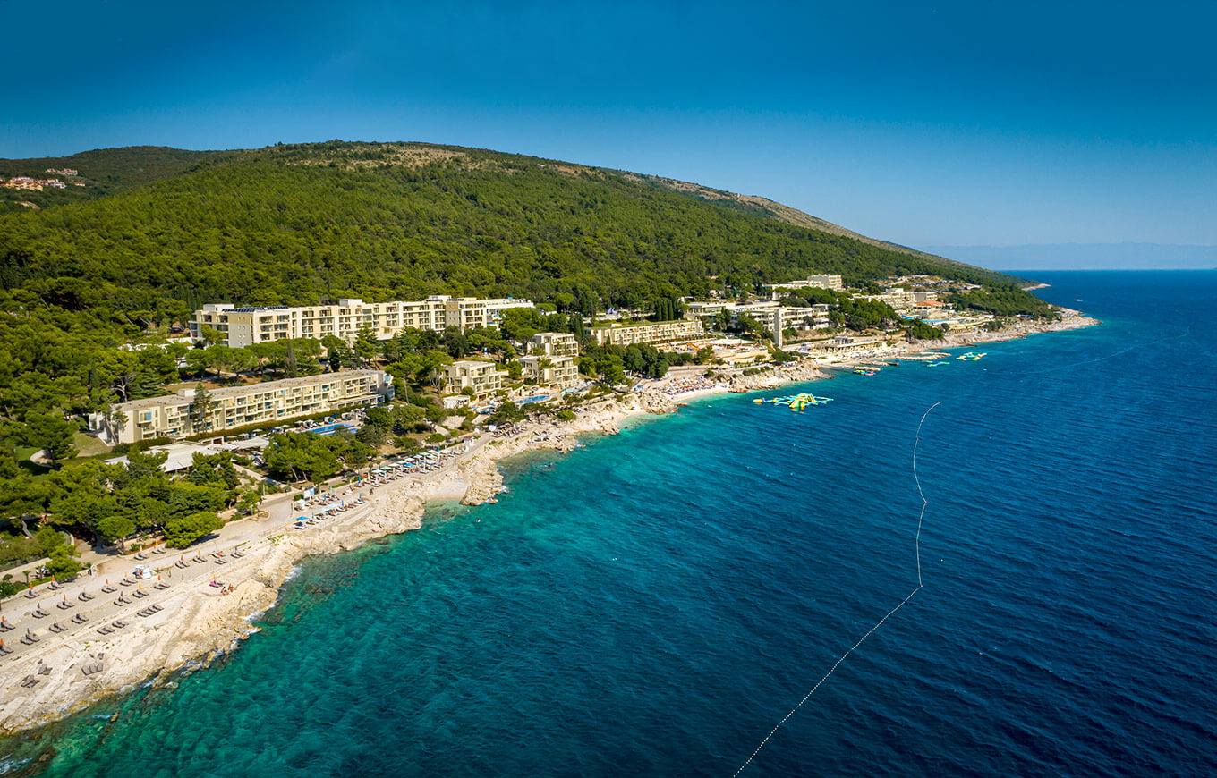 Best Beaches in Istria: Where to Go with Children, Where to Find Peace and Where to Park