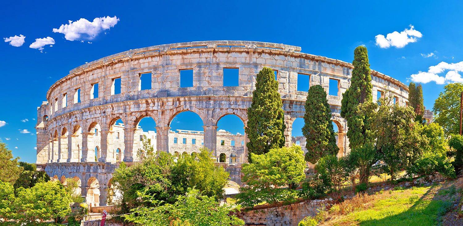 Pula in Croatia: Sights, Beaches, Parking and Trips